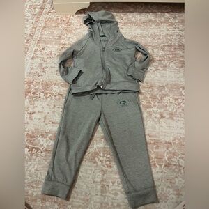 Vineyard Vines Gray Hoodie and Jogger Set